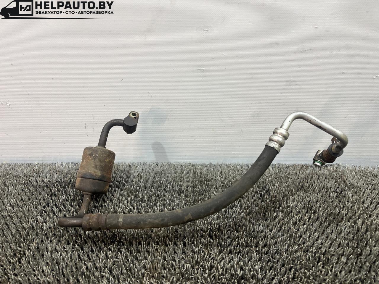 трубка кондиционера Hyundai Coupe RD 1998, 2.0 л., бензин, МКПП, бордовый, купе, передний привод - фото №1