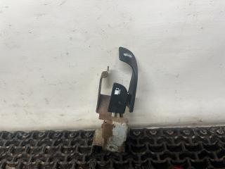 ручка открытия лючка топливного бака Kia Shuma 1 поколение 1999, 1.5 л., бензин, МКПП, красный, хетчбэк 5 дв., передний привод