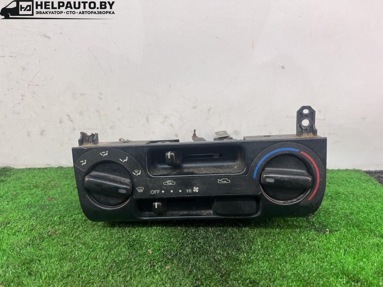 блок управления печки / климат-контроля Toyota Carina E 1 поколение T190 1995, 1.6 л., 4A-FE, бензин, МКПП, зелёный, хетчбэк 5 дв., передний привод, 04-0074.0004 - фото №1