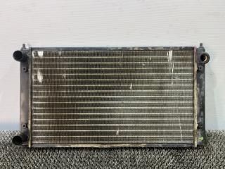 радиатор (основной) Volkswagen Passat B3 1991, 1.8 л., бензин, МКПП, белый, седан, передний привод, ORS3361