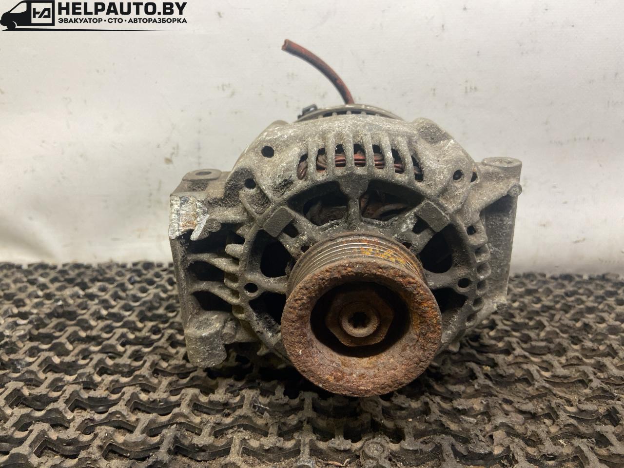 генератор Renault Clio 2 поколение 2000, 1.4 л., бензин, МКПП, серебро, хетчбэк 3 дв., передний привод - фото №1