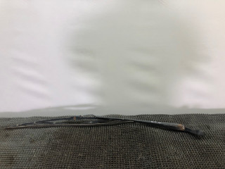 щеткодержатель (поводок стеклоочистителя, дворник) Dodge Caravan 3 поколение RG 1999, 2.4 л., EDZ, бензин, АКПП, темно зеленый, передний привод