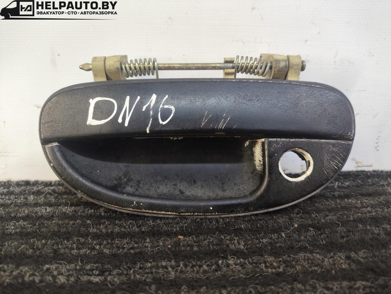 ручка наружная Daewoo Nubira J100 1998, 1.6 л., бензин, МКПП, зелёный металлик, хетчбэк 5 дв. - фото №1