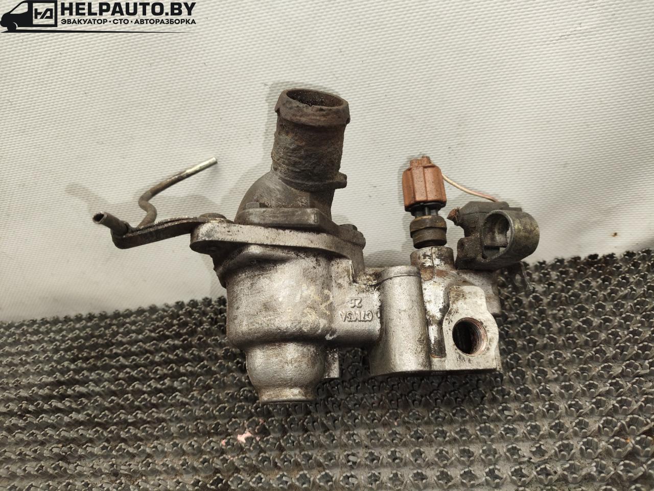 корпус термостата Ford Mondeo 2 поколение 1999, 1.8 л., RFN, дизель - фото №1