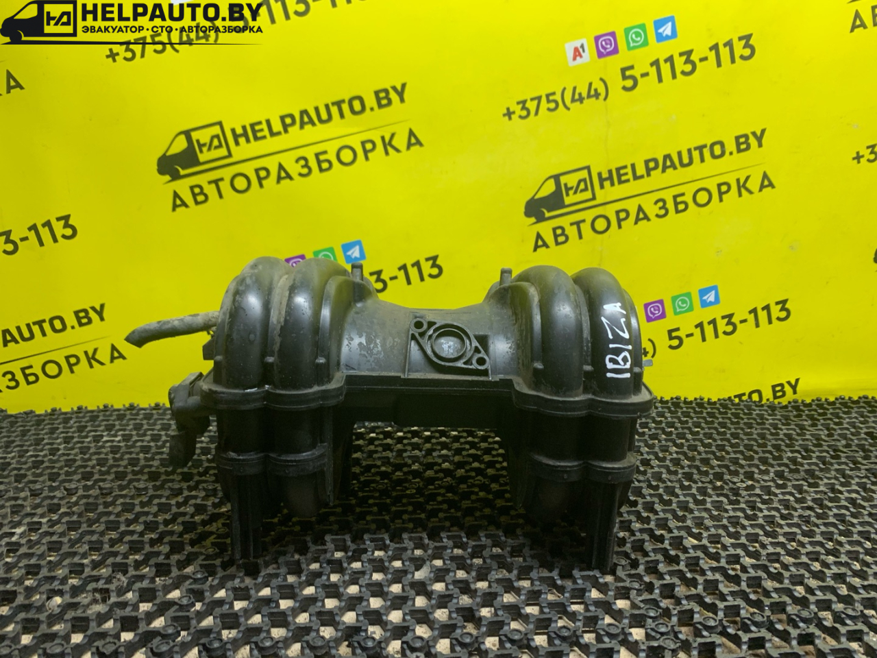 коллектор впускной SEAT Ibiza 2 поколение 1998, 1.6 л., ALM, бензин, 5МКПП, синий, хетчбэк 5 дв., передний привод - фото №1