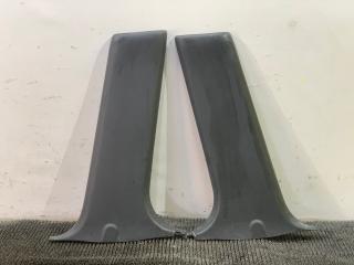 обшивка стойки центральной левой Mazda 626 GF 1997, 2.0 л., дизель, МКПП, зелёный, хетчбэк 5 дв., передний привод