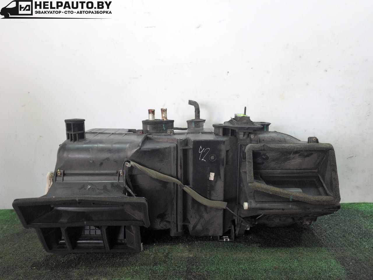 корпус отопителя (печки) Daewoo Evanda 1 поколение V200 2003, 2.0 л., i, X 20 SED, бензин, МКПП, берюзовый, седан, передний привод - фото №1
