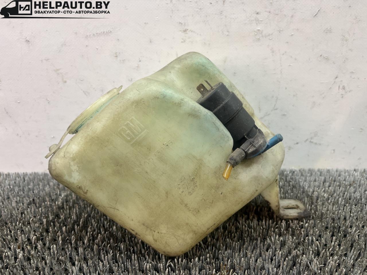 бачок омывателя Hyundai Coupe RD 1998, 2.0 л., бензин, МКПП, бордовый, купе, передний привод, 0023935 - фото №1