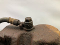 суппорт передний правый Kia Sorento 1 поколение 2005, 2.4 л., G4JS, бензин, МКПП, красный, внедорожник 5 дв., полный подключаемый привод - фото №3