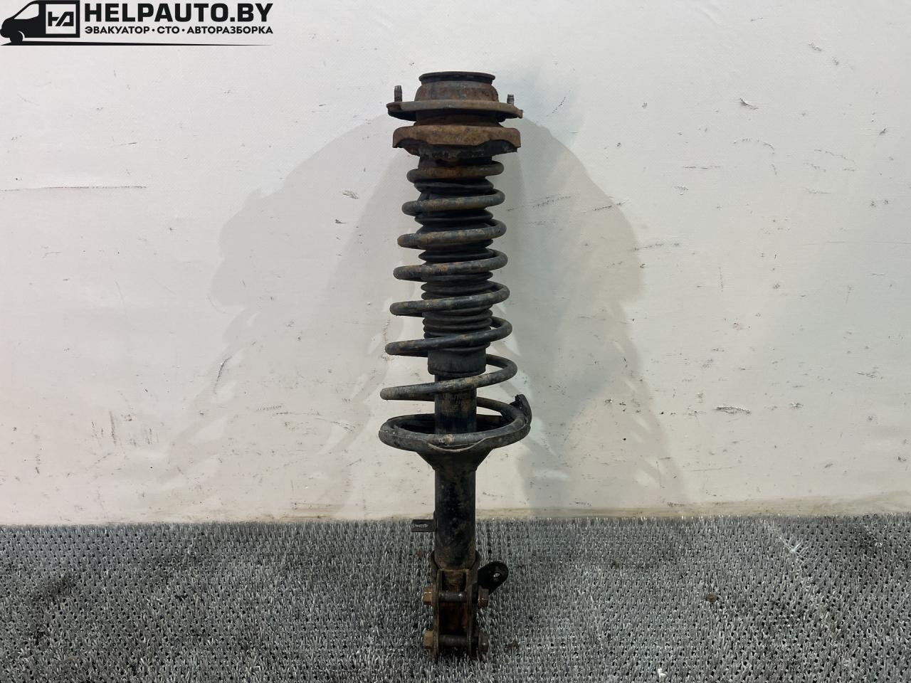 стойка задняя Kia Shuma 1 поколение 1999, 1.5 л., бензин, МКПП, красный, хетчбэк 5 дв., передний привод - фото №1