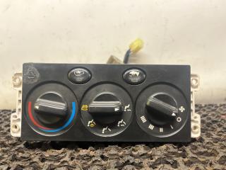 блок управления печки / климат-контроля Kia Shuma 1 поколение 1999, 1.5 л., бензин, МКПП, красный, хетчбэк 5 дв., передний привод, 9A16