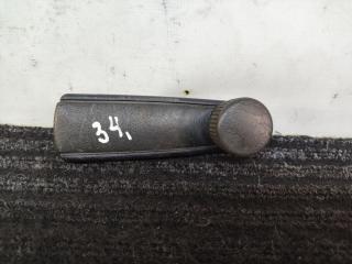 ручка стеклоподъемника Volkswagen Passat B3 1991, 1.8 л., бензин, МКПП, белый, седан, передний привод, 357837581