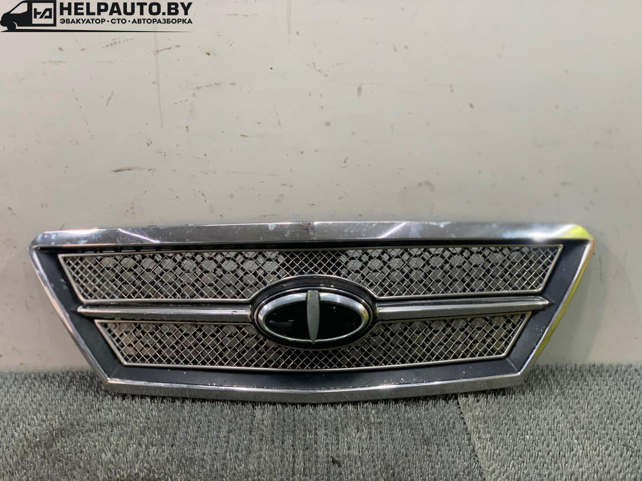 решетка радиатора Kia Sorento 1 поколение 2006, 2.4 л., дизель, АКПП, серый, внедорожник 5 дв., передний привод - фото №1