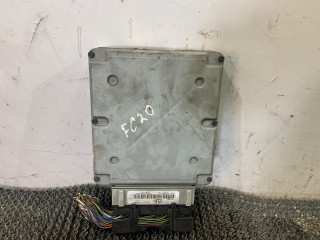 блок управления двигателем Ford Focus 1 поколение [рестайлинг] 2003, 2.0 л., бензин, МКПП, серебристый, универсал, передний привод