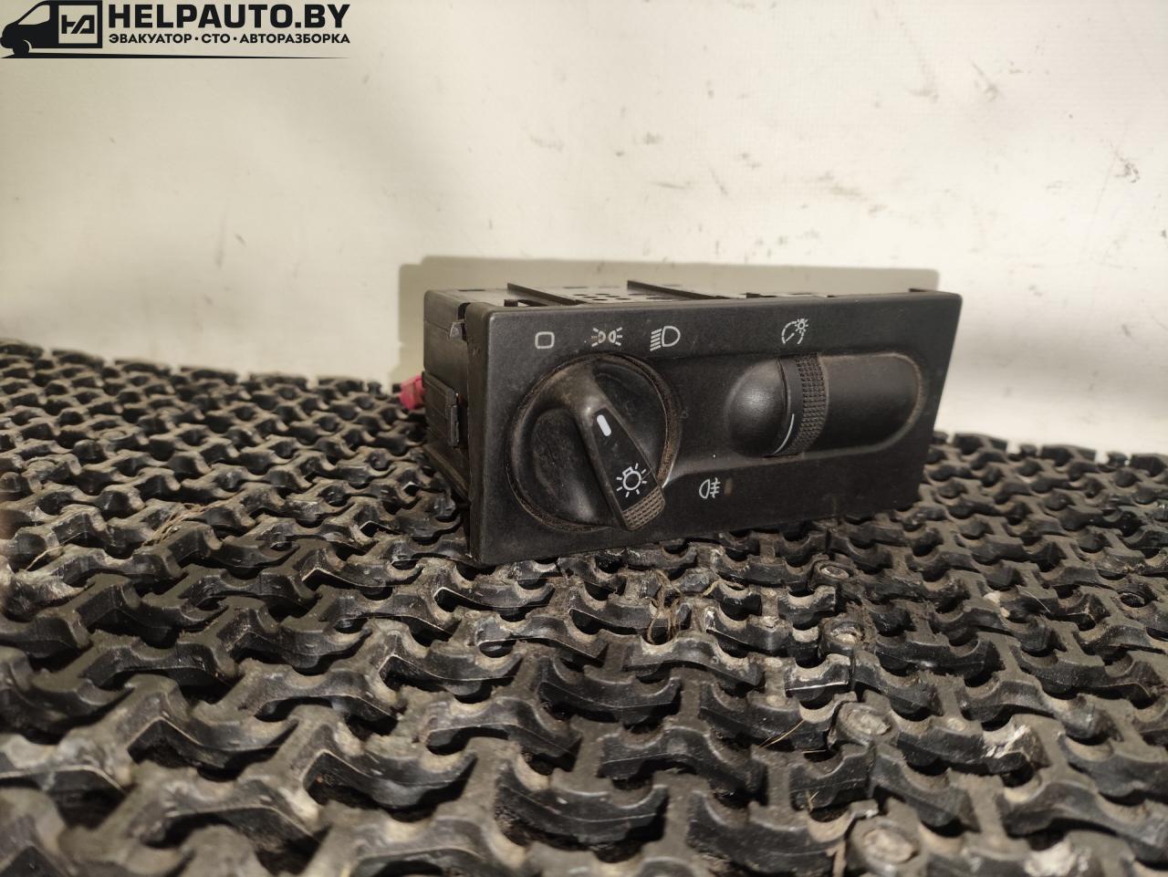 переключатель света Volkswagen Golf 3 поколение 1995, 1.9 л., AEY, дизель, МКПП, белый, универсал, передний привод, 1H6941531A, 04050501 - фото №1