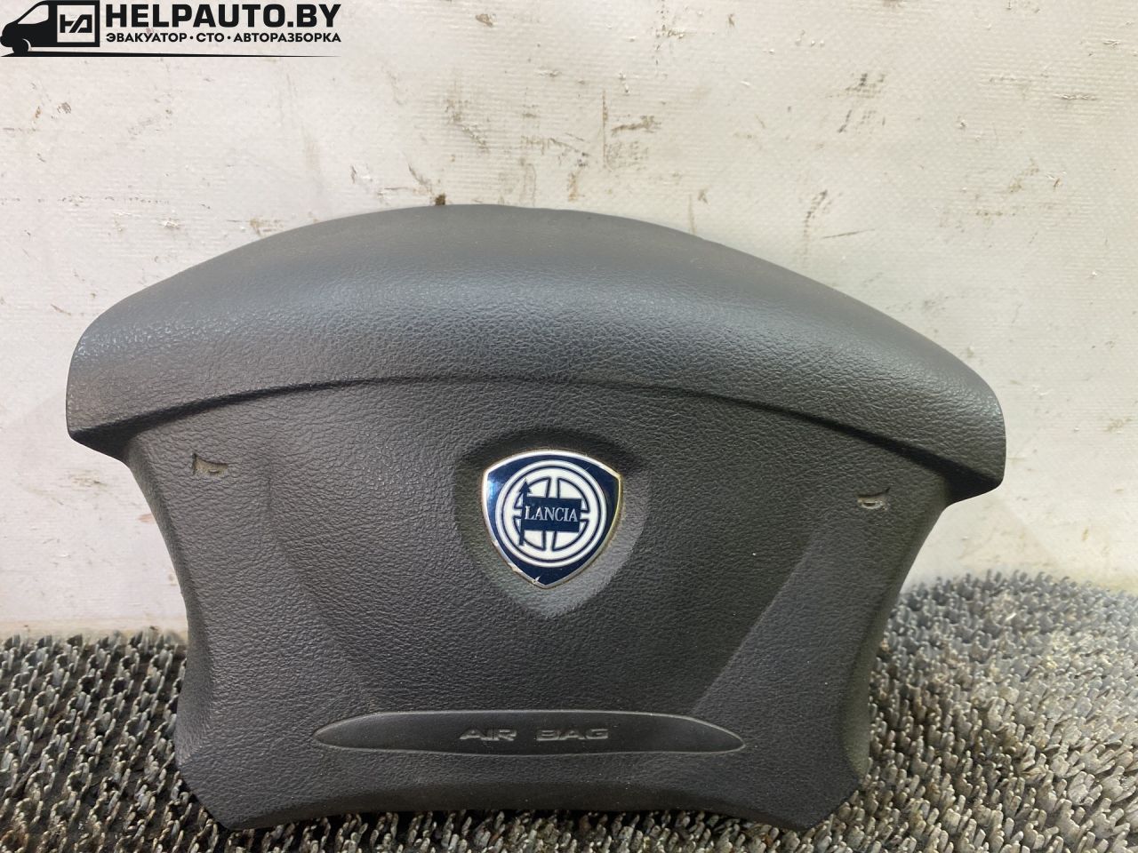 подушка безопасности водителя Lancia Lybra 1 поколение 839 2000, 1.8 л., i, 839 A9.000, бензин, МКПП, синий, универсал, передний привод - фото №1