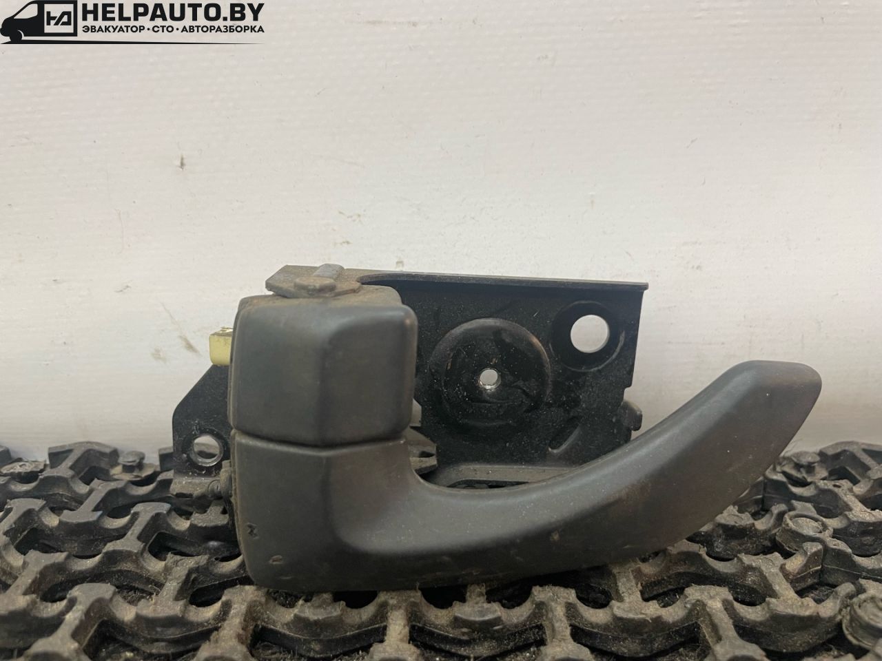ручка внутренняя задняя левая Hyundai Santa Fe 1 поколение (SM) 2003, 2.4 л., бензин, МКПП, серебристый, внедорожник 5 дв., передний привод - фото №1