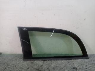 стекло кузовное боковое левое Opel Omega B 1998, 2.0 л., бензин, 5МКПП, красный, универсал, задний привод