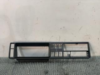рамка панели приборов Volkswagen Golf 2 поколение 1990, 1.3 л., бензин, МКПП, красный, хетчбэк 3 дв., передний привод, 191857243
