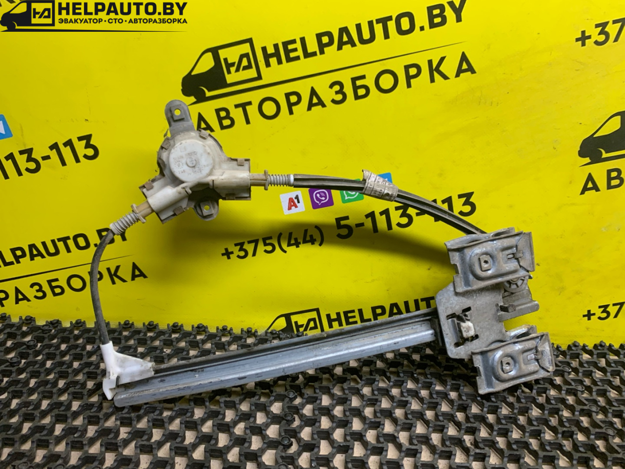 стеклоподъемник задний левый SEAT Ibiza 2 поколение 1998, 1.6 л., ALM, бензин, 5МКПП, синий, хетчбэк 5 дв., передний привод - фото №1