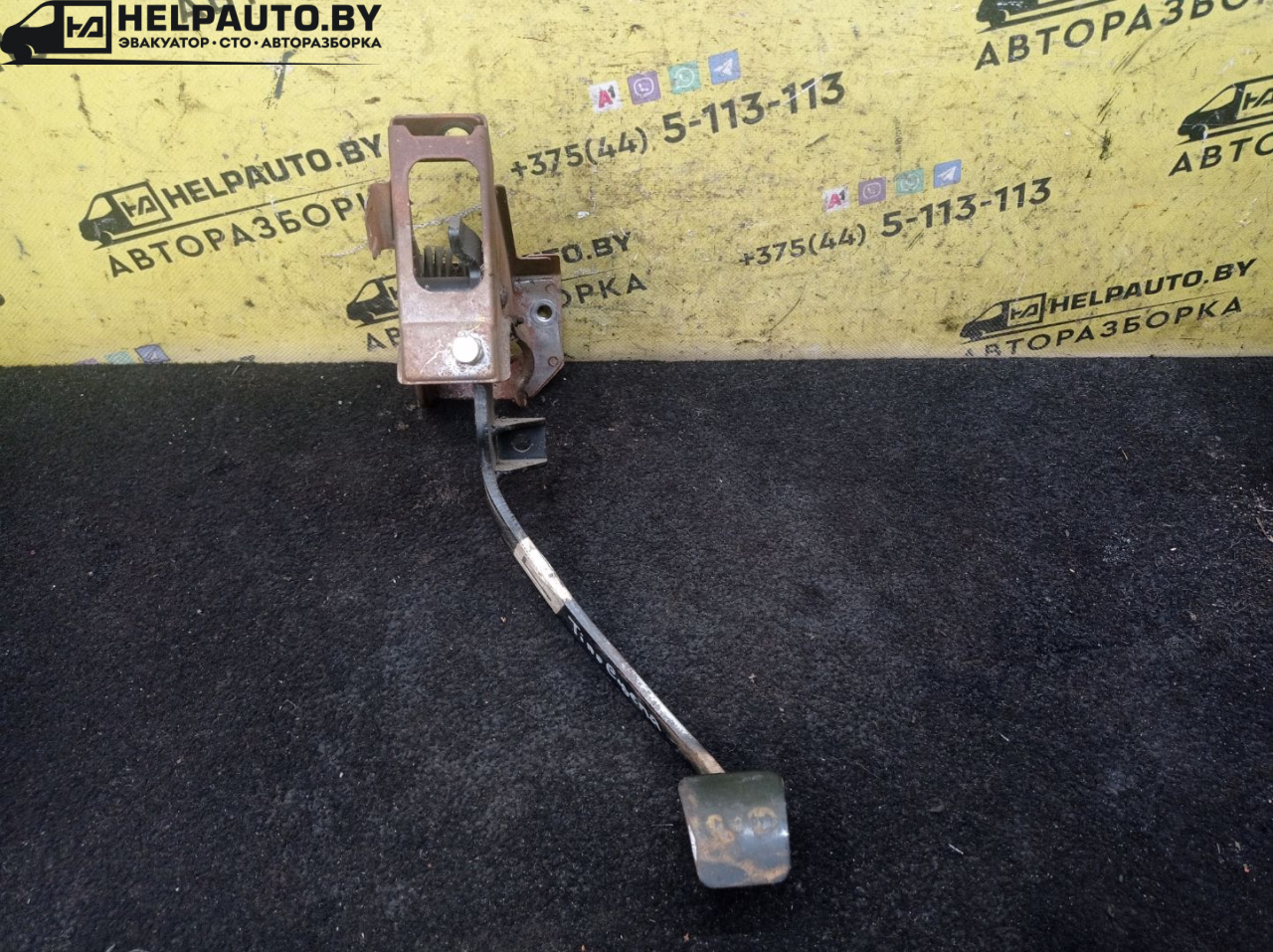 педаль сцепления Nissan Almera Tino V10 2001, 2.2 л., YD22DDT, дизель, МКПП, берюзовый, минивэн, передний привод - фото №1
