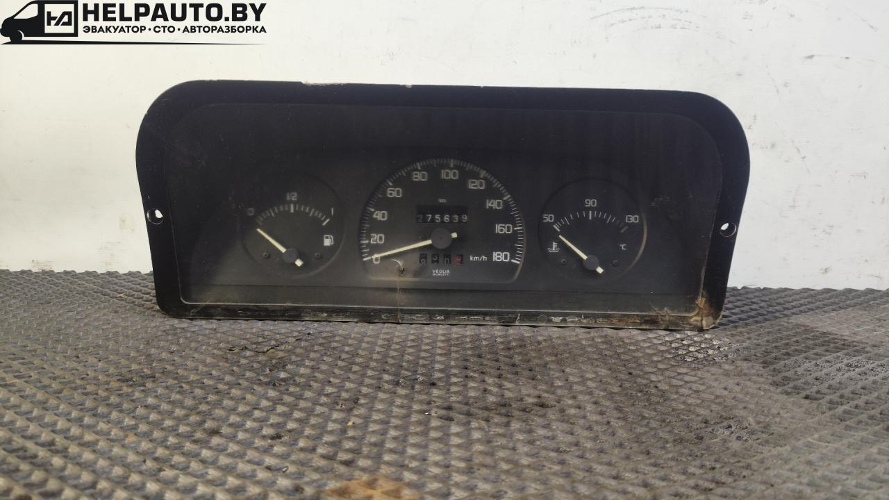 щиток приборов (приборная панель) Fiat Ducato 2 поколение 1999, 2.8 л., 8140.43, дизель, МКПП, белый, фургон, передний привод, 6047240050 - фото №1
