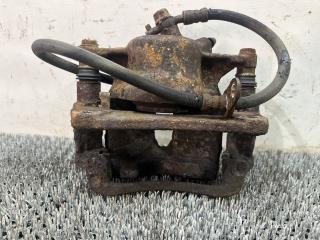 суппорт передний правый Toyota Carina E 1 поколение T190 1995, 1.6 л., 4A-FE, бензин, МКПП, зелёный, хетчбэк 5 дв., передний привод