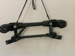 балка подвески задняя Ford Focus 2 поколение [рестайлинг] 2009, 1.6 л., бензин, МКПП, черный, универсал, передний привод