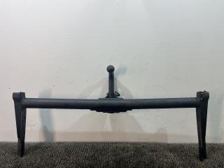 прицепное устройство (фаркоп) Volkswagen Passat B3 1991, 1.8 л., бензин, МКПП, белый, седан, передний привод