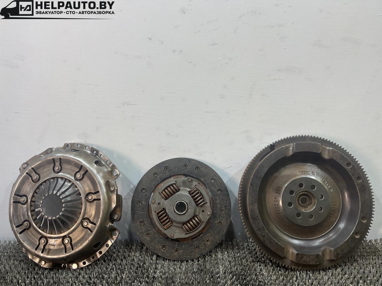 комплект сцепления Audi 100 4A/C4 (1990 - 1994), 2.3 л., бензин, МКПП, передний привод, 034105271C - фото №1