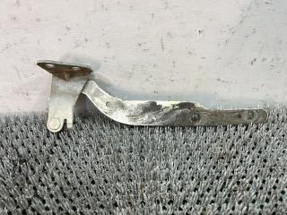 петля капота правая Ford Focus 1 поколение (1998 - 2001), дизель, МКПП, белый, универсал, передний привод