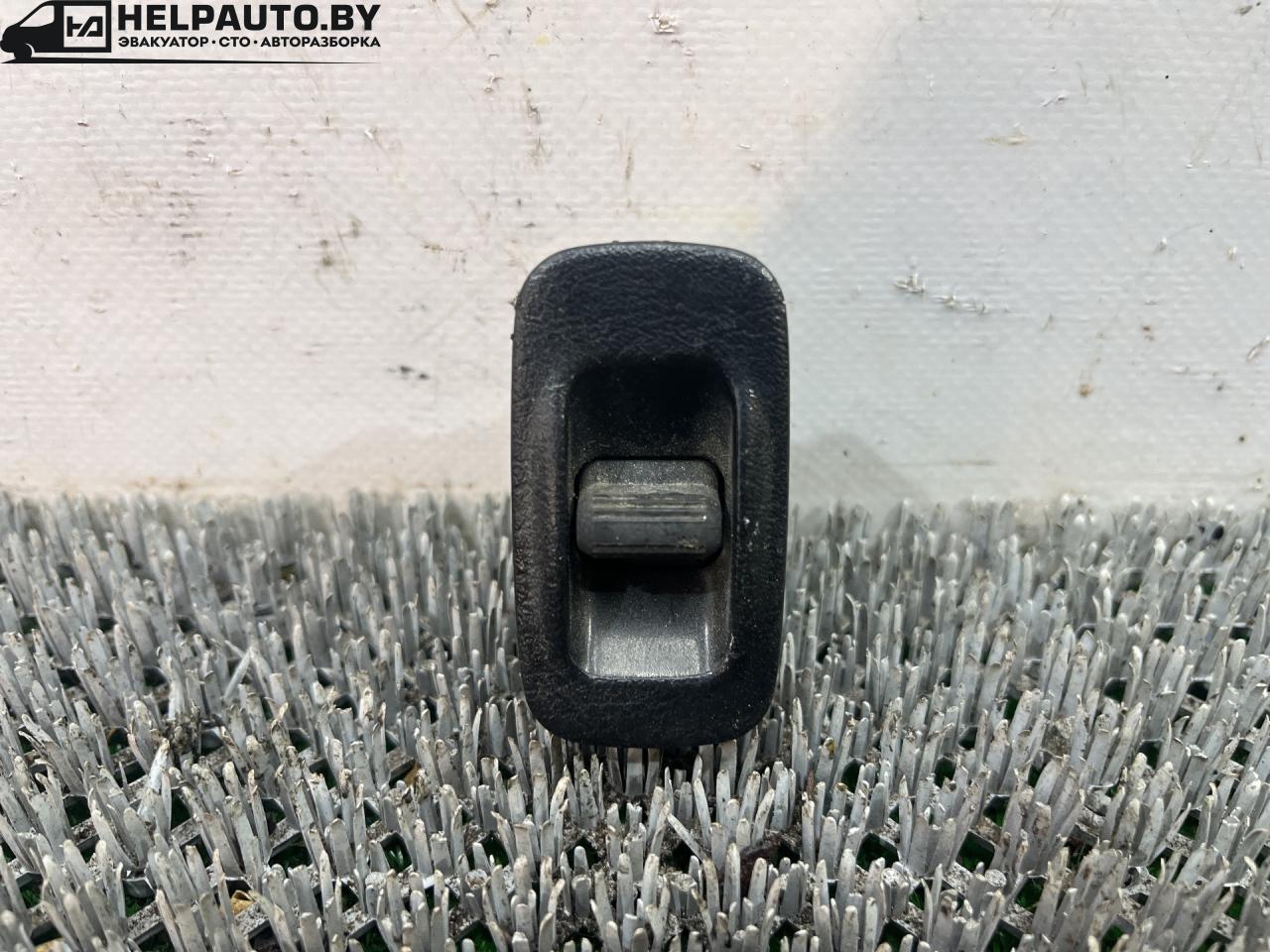 кнопка стеклоподъемника двери задней левой Toyota Carina E 1 поколение T190 1995, 1.6 л., 4A-FE, бензин, МКПП, зелёный, хетчбэк 5 дв., передний привод, 4095 - фото №1