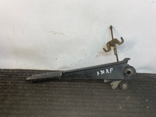 рычаг ручного тормоза (ручника) Audi 80 B3 89/B3 1987, 1.8 л., бензин, МКПП, серый, седан, передний привод