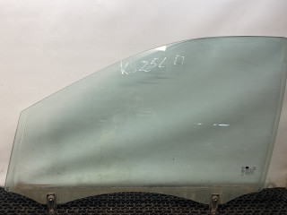 стекло двери передней левой Kia Sorento 1 поколение 2003, 2.5 л., D4CB, дизель, МКПП, внедорожник 5 дв.