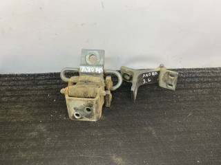 петля двери Audi 80 B3 89/B3 1991, 1.8 л., бензин, МКПП, серый, седан, передний привод, 893831401