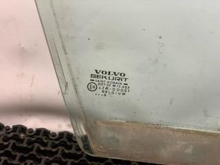 стекло двери передней правой Volvo 460 1 поколение 1993, 2.0 л., бензин, МКПП, зелёный, седан, передний привод