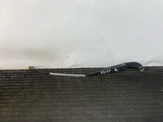 щеткодержатель (поводок стеклоочистителя, дворник) Audi 80 B3 89/B3 1991, 1.8 л., бензин, МКПП, серый, седан, передний привод