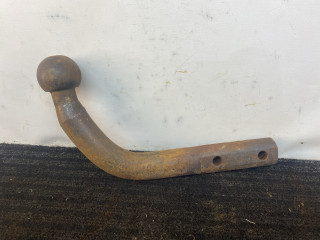 прицепное устройство (фаркоп) Mazda 626 GF 1997, 2.0 л., дизель, МКПП, зелёный, хетчбэк 5 дв., передний привод