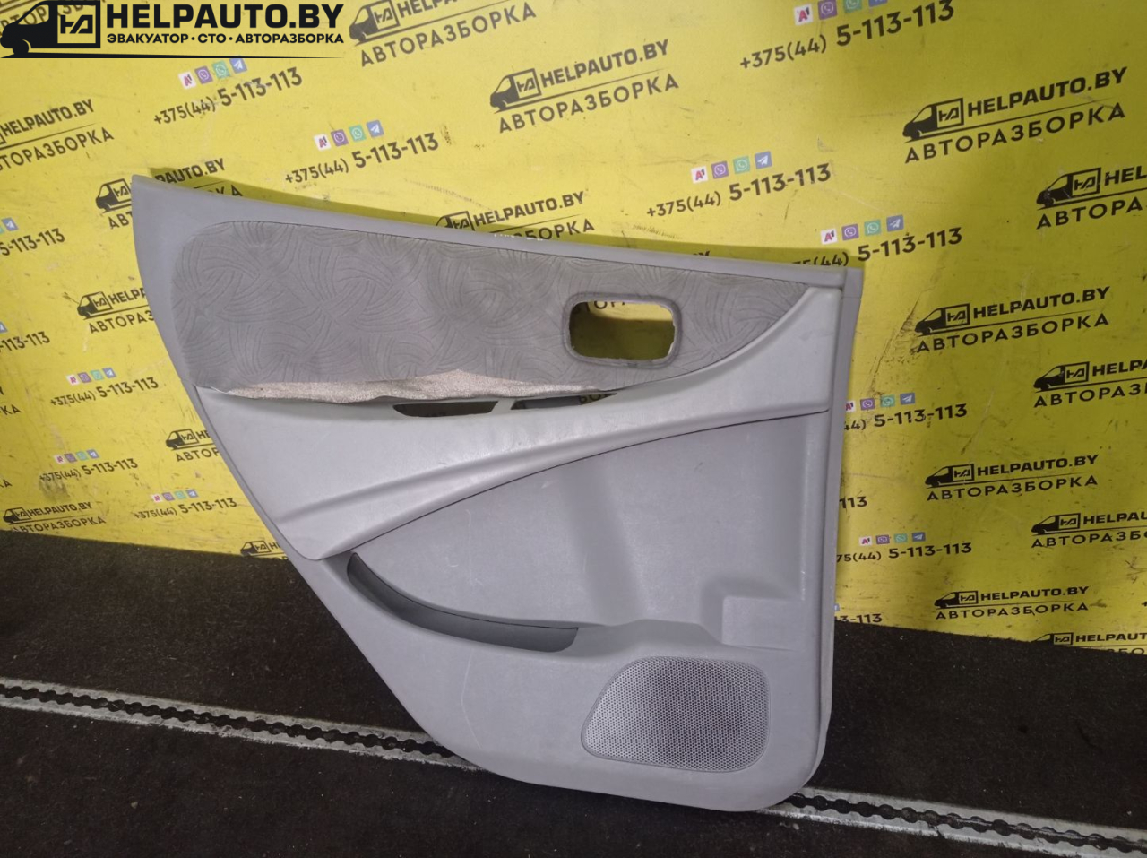 обшивка двери задняя левая Nissan Almera Tino V10 2001, 2.2 л., YD22DDT, дизель, МКПП, берюзовый, минивэн, передний привод, LIKVIDACIYA, SKLADA - фото №1