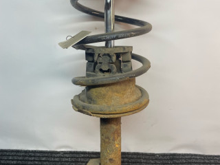 стойка передняя правая Renault Megane 1 поколение [рестайлинг] 2000, 1.6 л., K4M 690, бензин, 5МКПП, красный, седан, передний привод