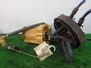 колба в бак Opel Omega B 1998, 2.0 л., бензин, 5МКПП, красный, универсал, задний привод