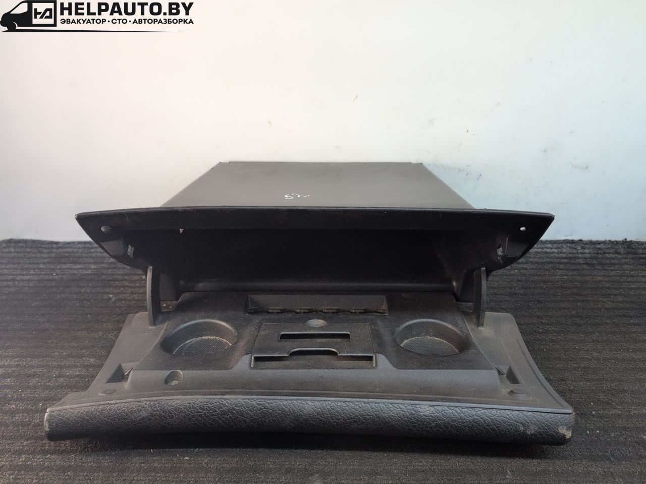 бардачок Opel Vectra B 1998, 1.8 л., бензин, МКПП, универсал, передний привод, 90503555, 24807 - фото №1