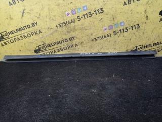 молдинг стекла Ford Focus 2 поколение 2006, 1.6 л., HWDA, бензин, МКПП, красный, хетчбэк 5 дв., передний привод