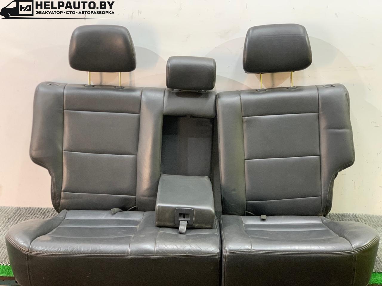 салон (комплект сидений) Kia Sorento 1 поколение 2006, 2.4 л., дизель, АКПП, серый, внедорожник 5 дв., передний привод - фото №1