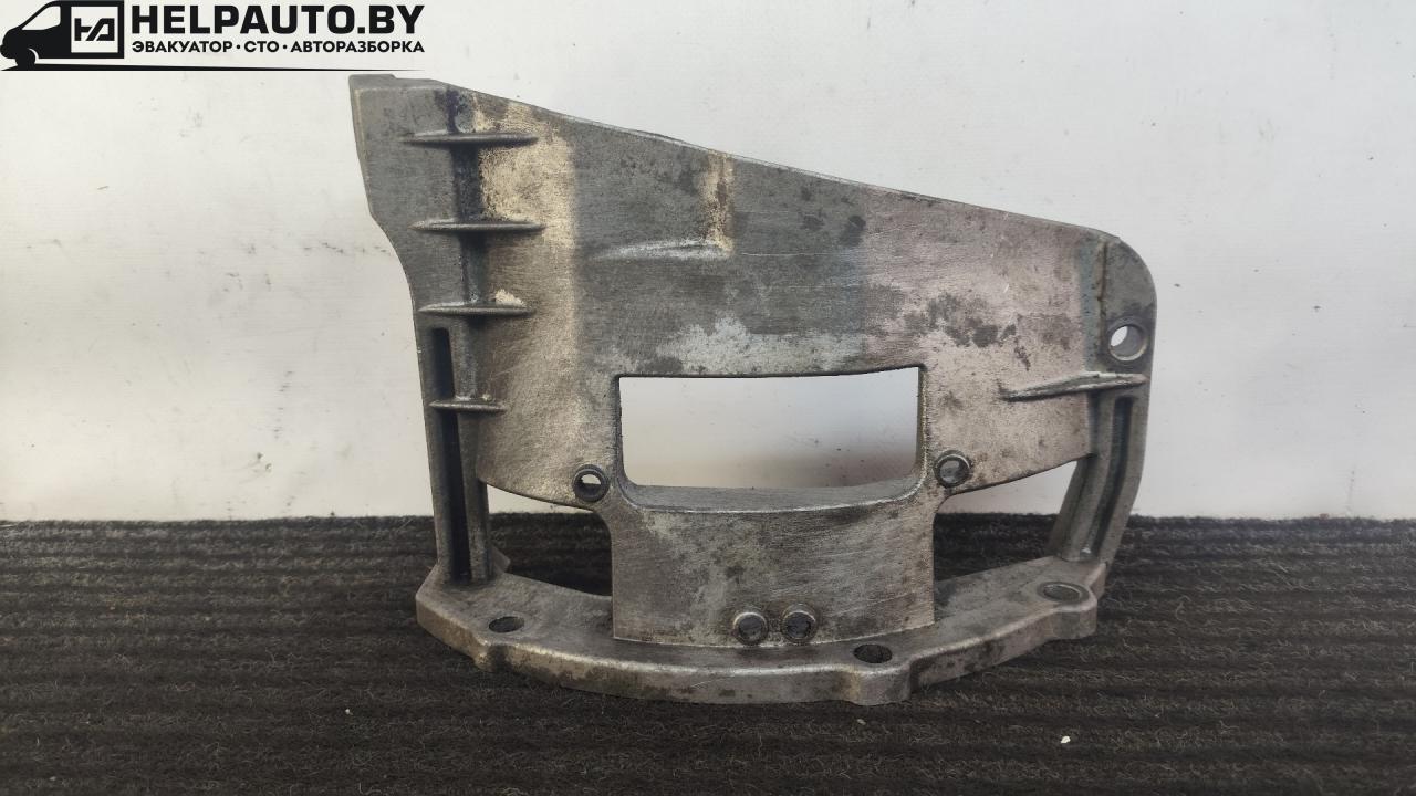 кронштейн КПП Hyundai Coupe RD 1998, 2.0 л., бензин, МКПП, бордовый, купе, передний привод - фото №1