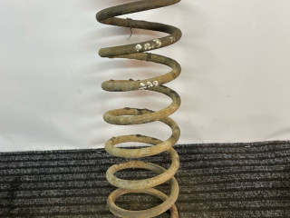 пружина задняя Volkswagen Passat B3 1990