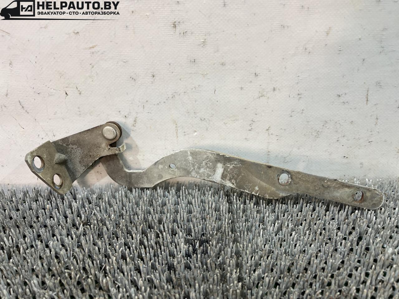 петля капота левая Ford Focus 1 поколение (1998 - 2001), дизель, МКПП, белый, универсал, передний привод - фото №1