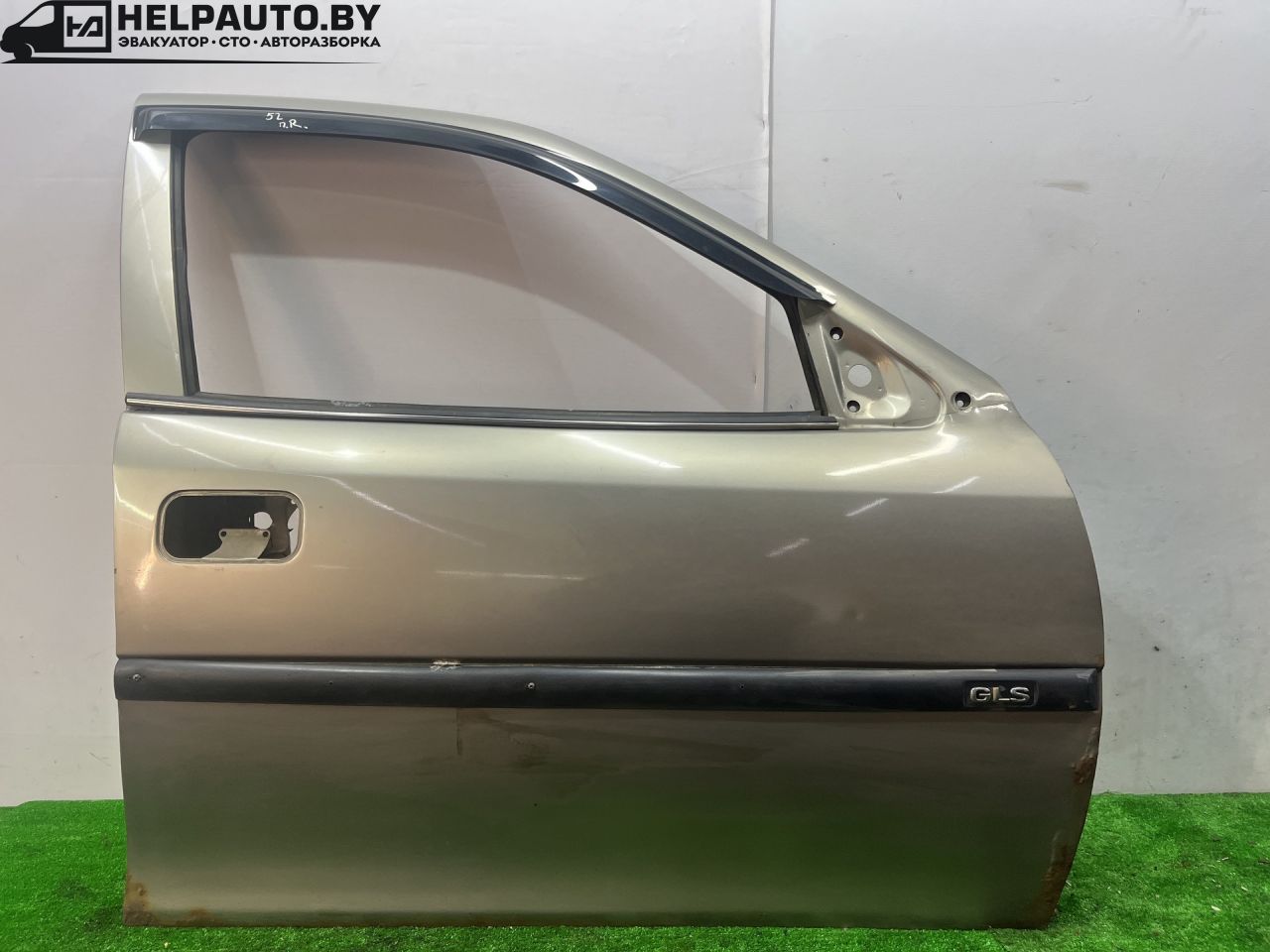 дверь передняя правая Opel Vectra B 1998, 1.8 л., бензин, МКПП, универсал, передний привод - фото №1