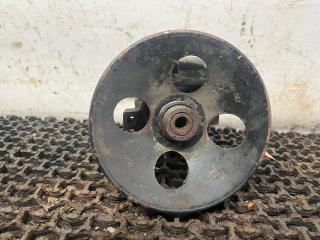 насос гидроусилителя руля Opel Omega B 1998, 2.0 л., бензин, 5МКПП, красный, универсал, задний привод, 2602012