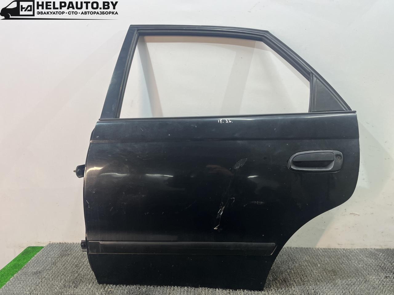 дверь задняя левая Toyota Carina E 1 поколение T190 1995, 1.6 л., 4A-FE, бензин, МКПП, зелёный, хетчбэк 5 дв., передний привод - фото №1